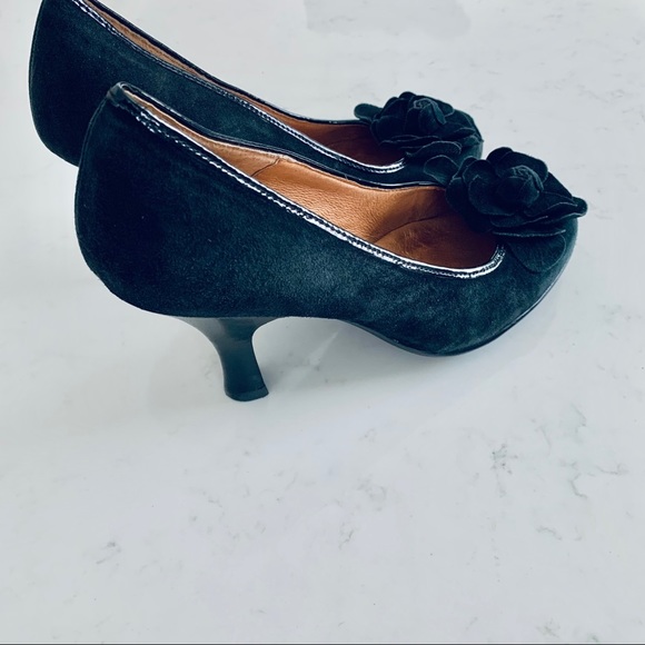 ❤️SOLD❤️ SOFFT Fiorella suede black pumps - Picture 6 of 8